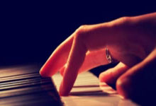 c7娱乐体育：[国际足球]曼联力克曼城 夺得足总杯冠军.